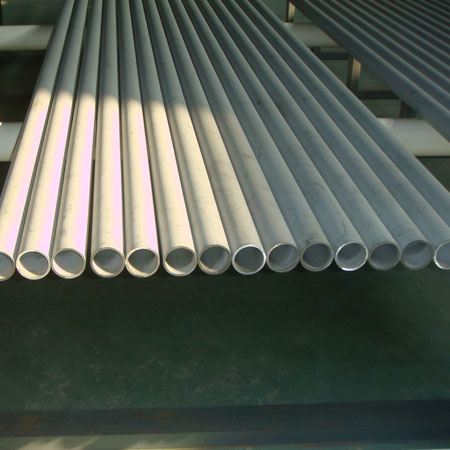 Welded pipes